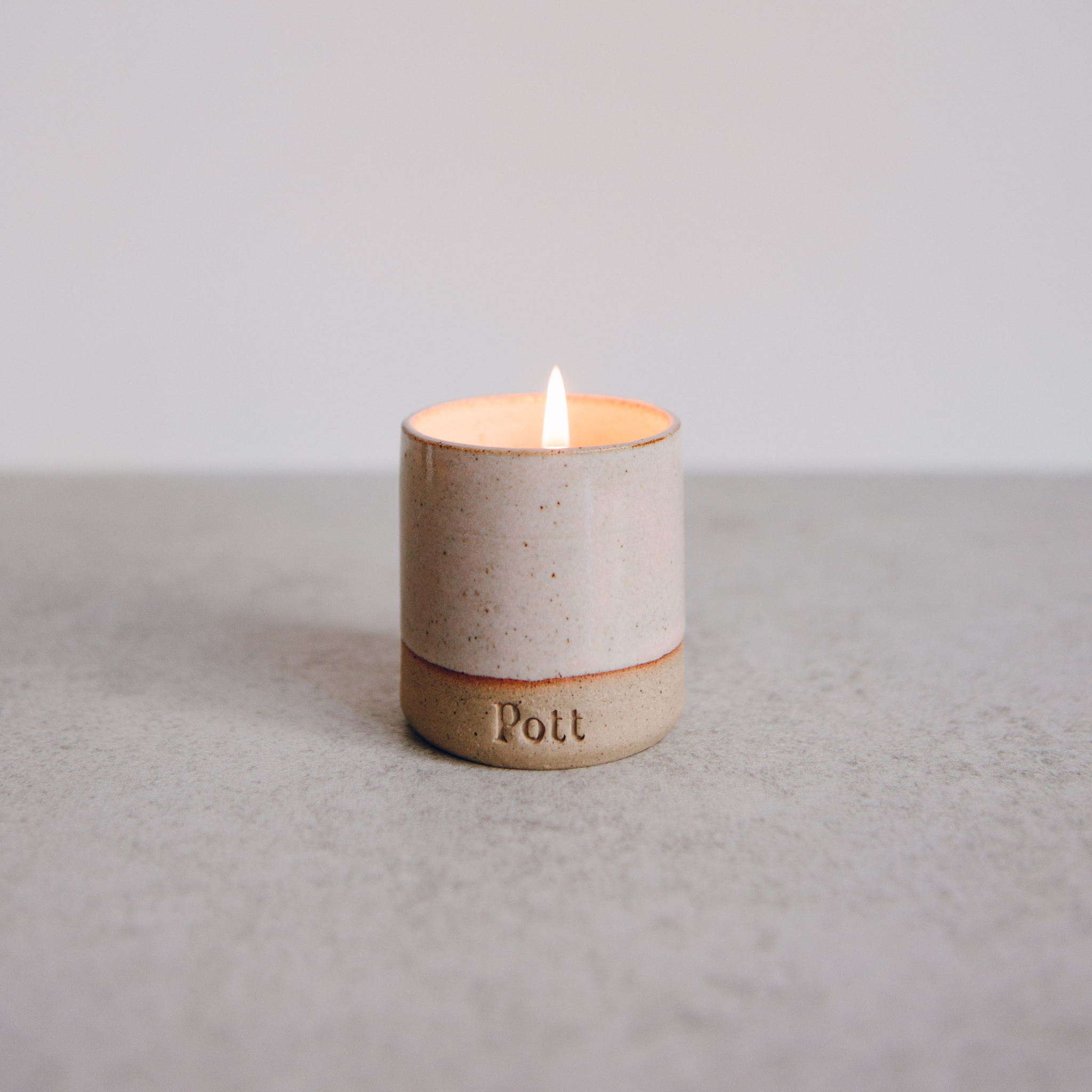 BlushPetiteCandle_4d3537e0-9004-4b58-a567-8efd6e913314.png